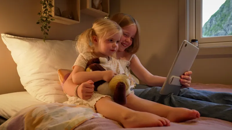 Vi knytter deg og verden sammen